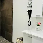 Rema Homes - Moderne Mit Jacuzzi In דירה *