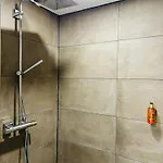דירה Rema Homes - Moderne Mit Jacuzzi In באד בלינגן
