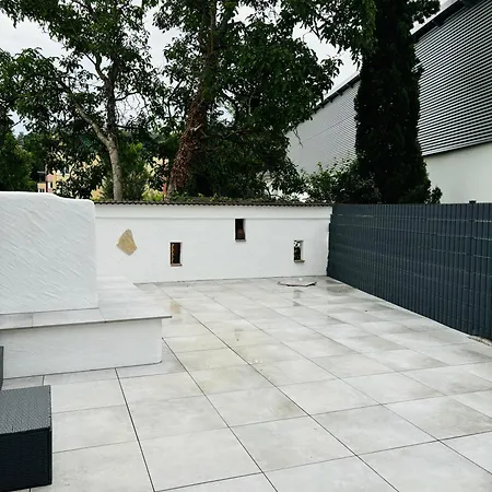 아파트 Rema Homes - Jacuzzi Terrasse 55' Tv Kueche Regendusche 바드벨링겐