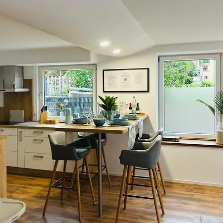 Rema Homes - Jacuzzi Terrasse 55' Tv Kueche Regendusche Appartement *